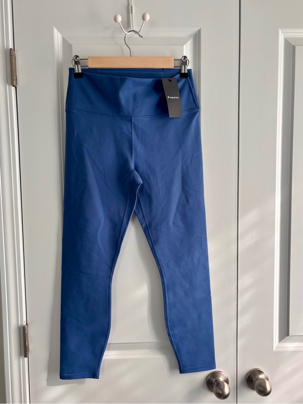 Fabletics Blue Leggings - Size Medium